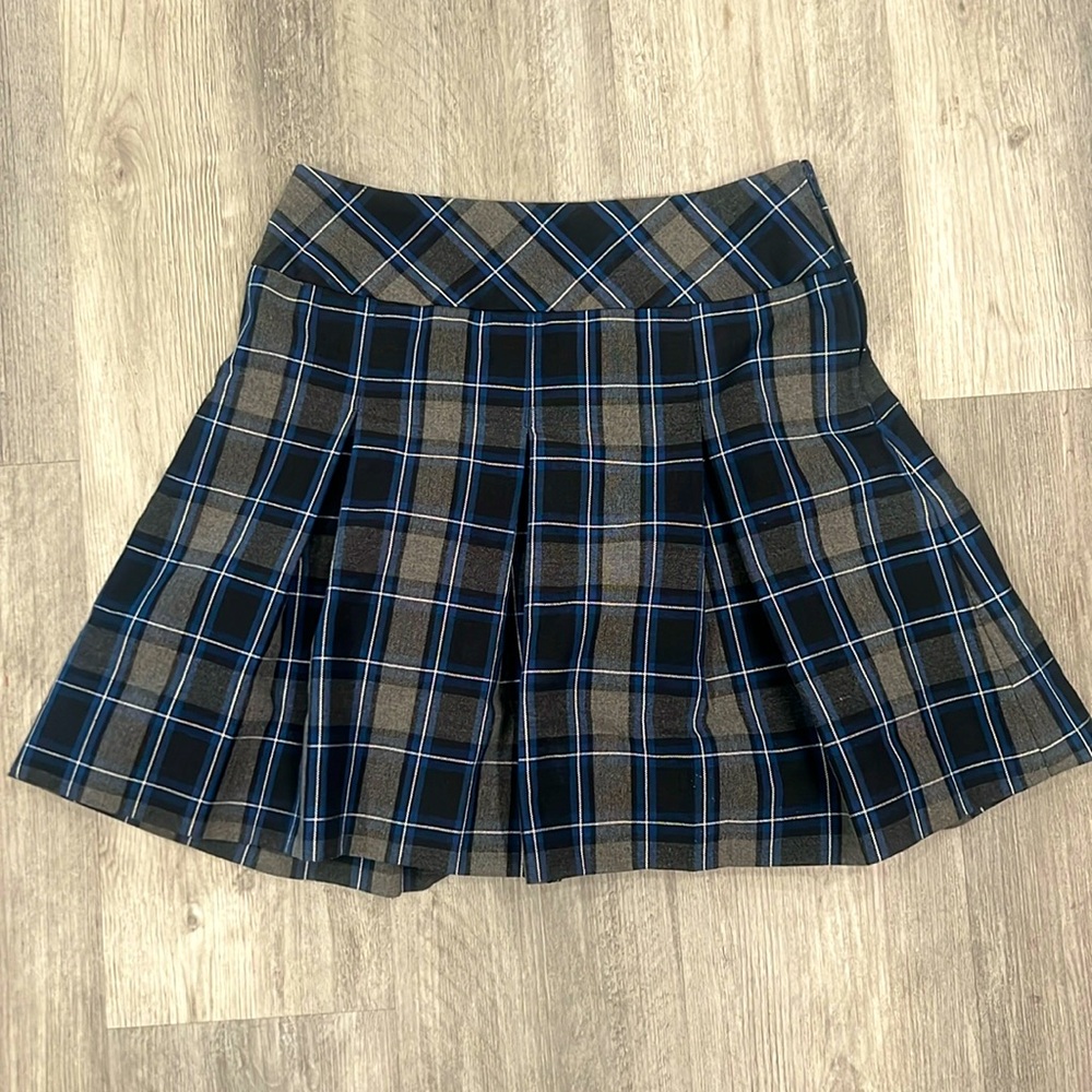 Becky Thatcher pleated skirt, Like New